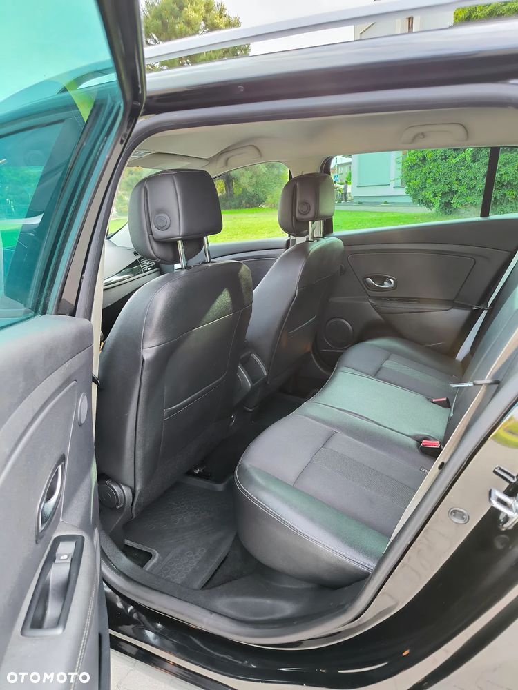 Renault Megane TCe 130 Bose Edition - 23
