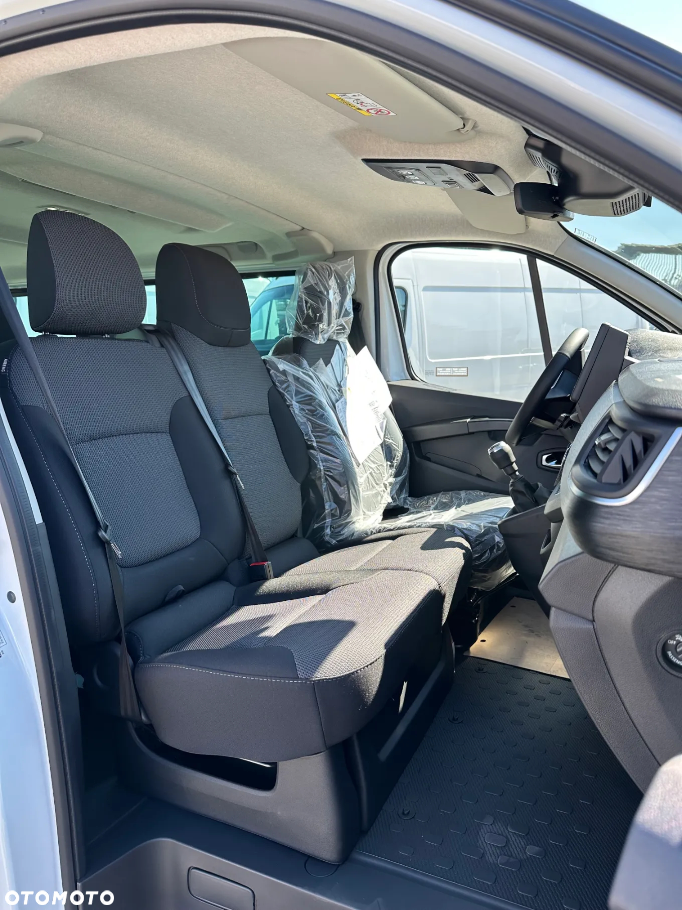 Renault Trafic - 15