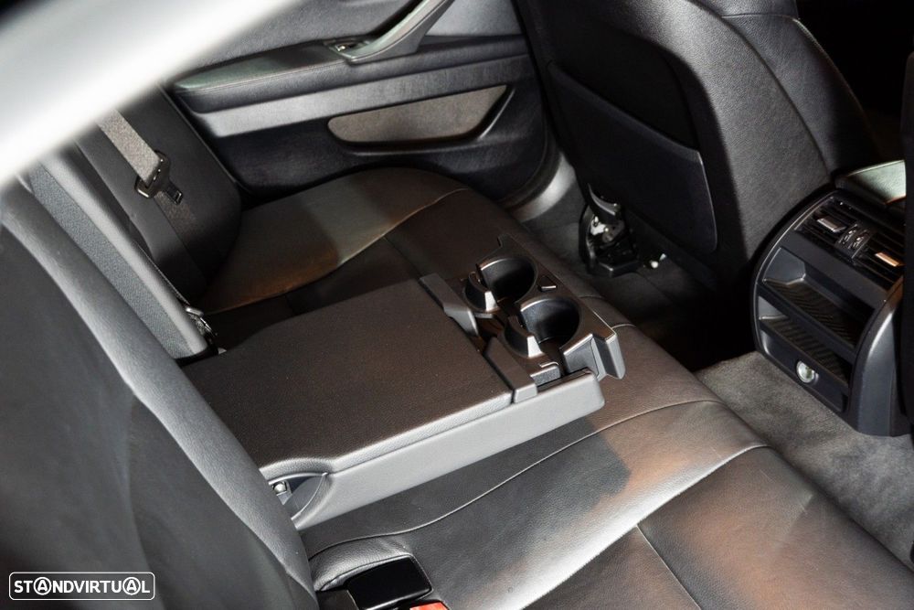 BMW 520 d Line Luxury Auto - 30