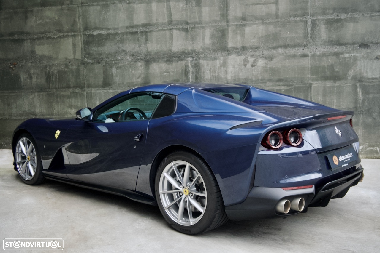 Ferrari 812 GTS Standard - 9