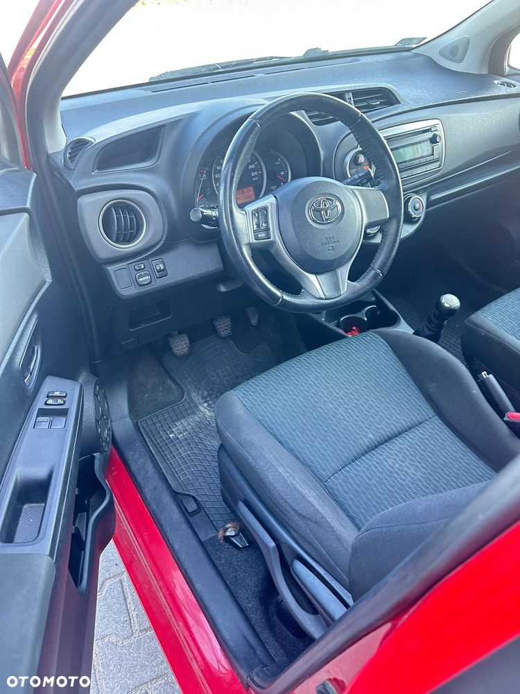 Toyota Yaris 1.0 Sol - 14