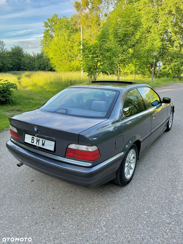 BMW Seria 3 316i - 6