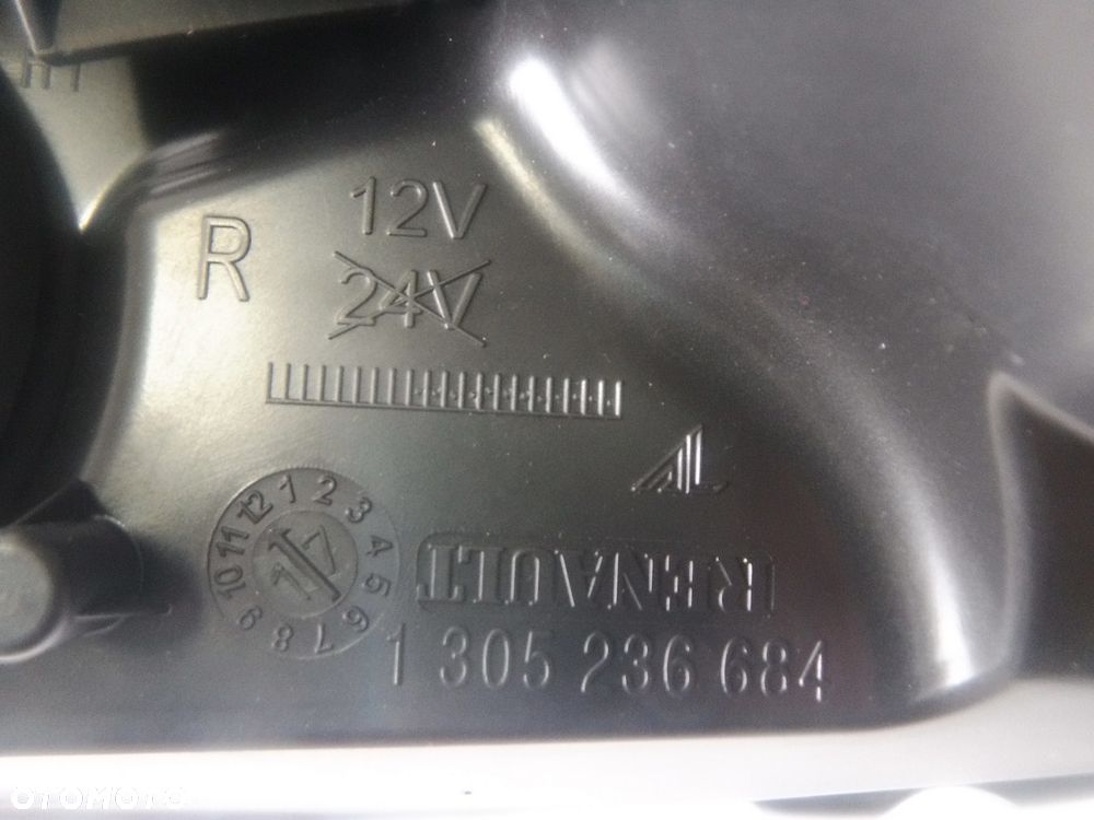 DACIA DUSTER  1 LAMPA PRZÓD PRAWA NOWA ORYG USZK - 2