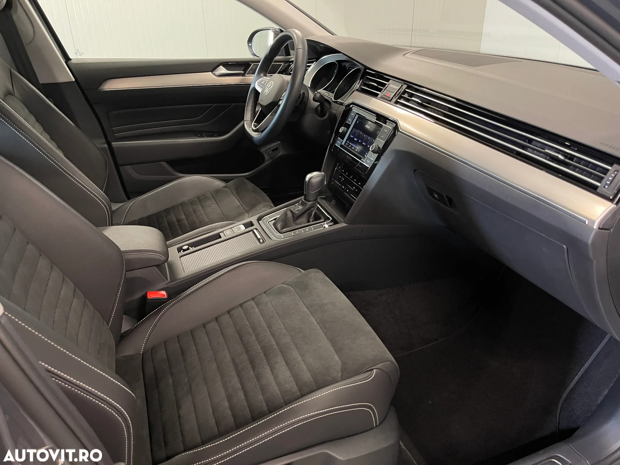 Volkswagen Passat 2.0 TDI DSG Highline - 10
