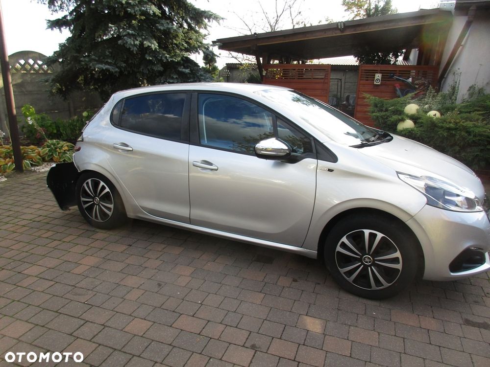 Peugeot 208 PureTech 82 Start & Stop Style - 9