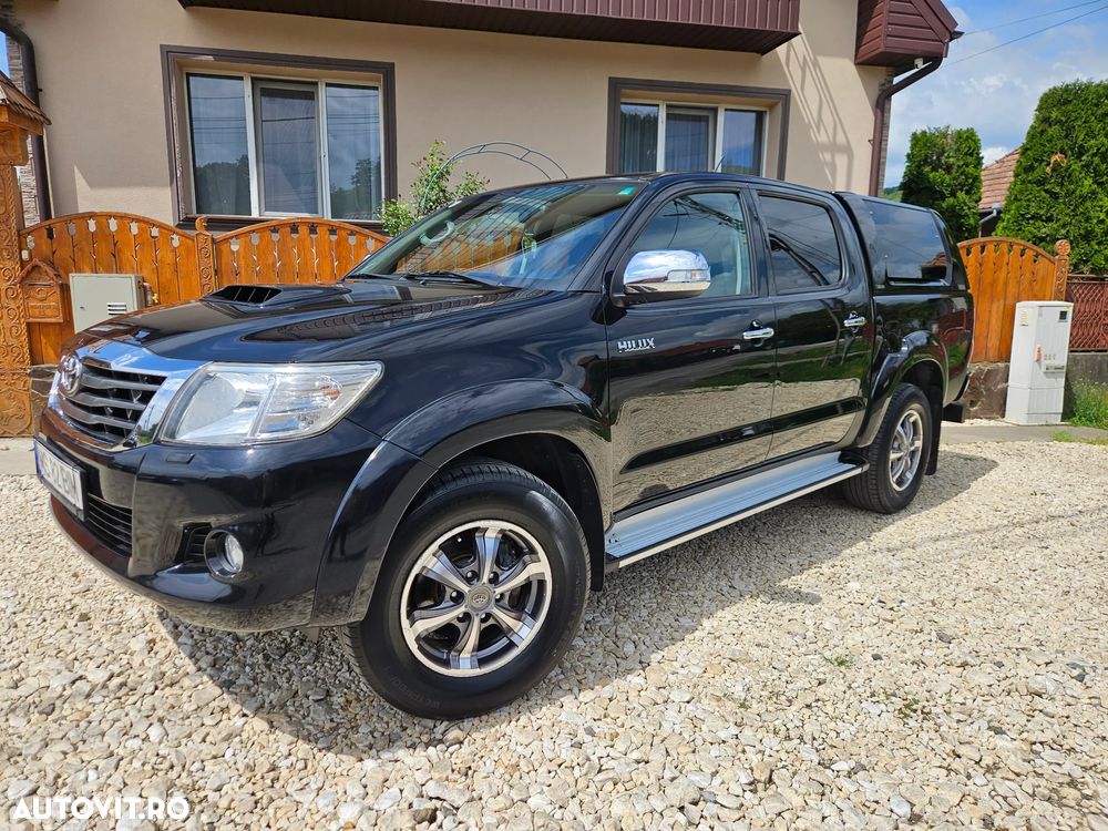 Toyota Hilux 4x4 Double Cab Executive - 1