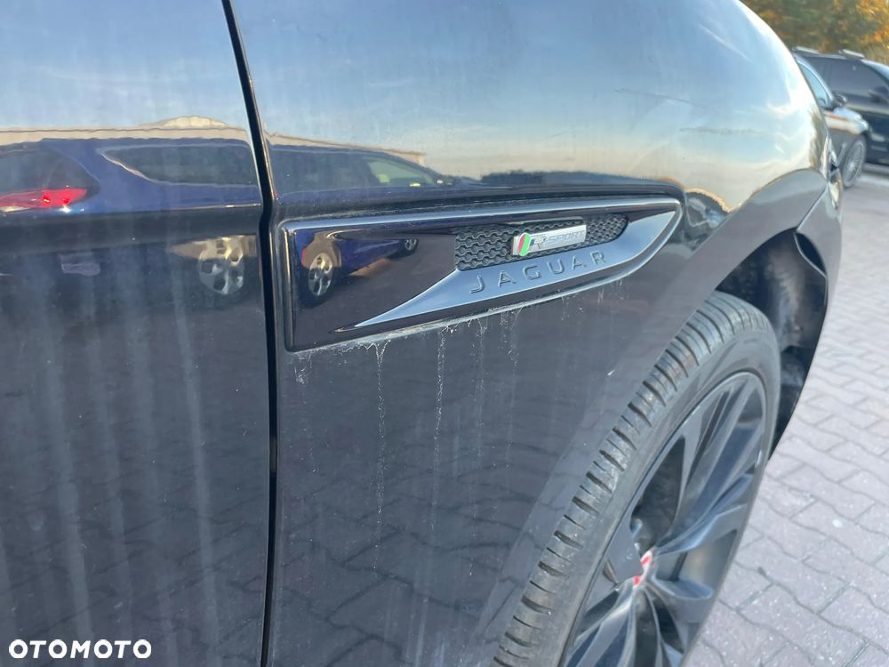 Jaguar F-Pace 2.0 i4P AWD R-Sport - 7