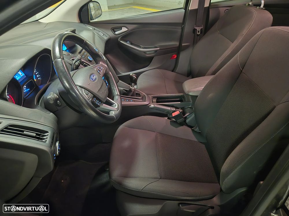 Ford Focus SW 1.5 TDCi Trend+ - 23