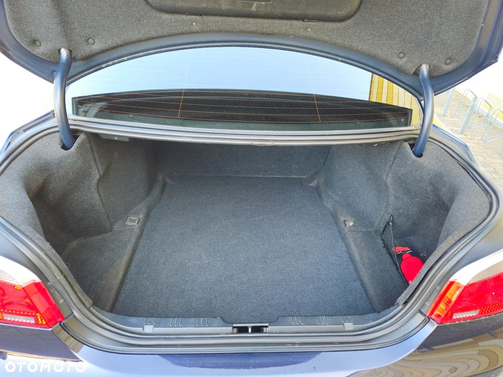 BMW Seria 5 - 38