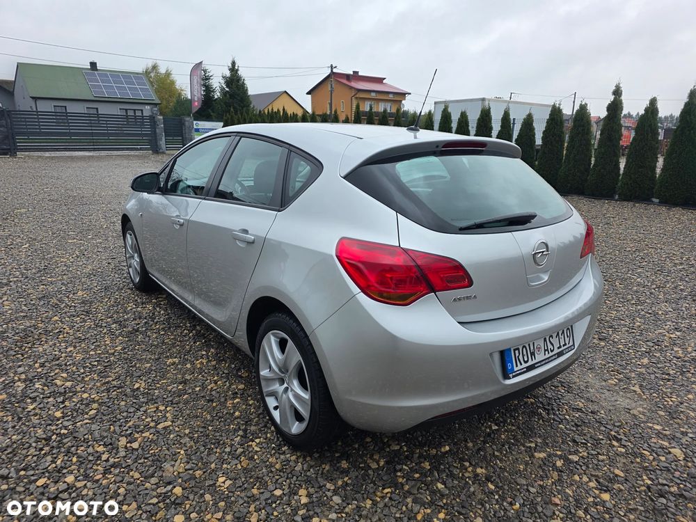 Opel Astra 1.6 Active - 4