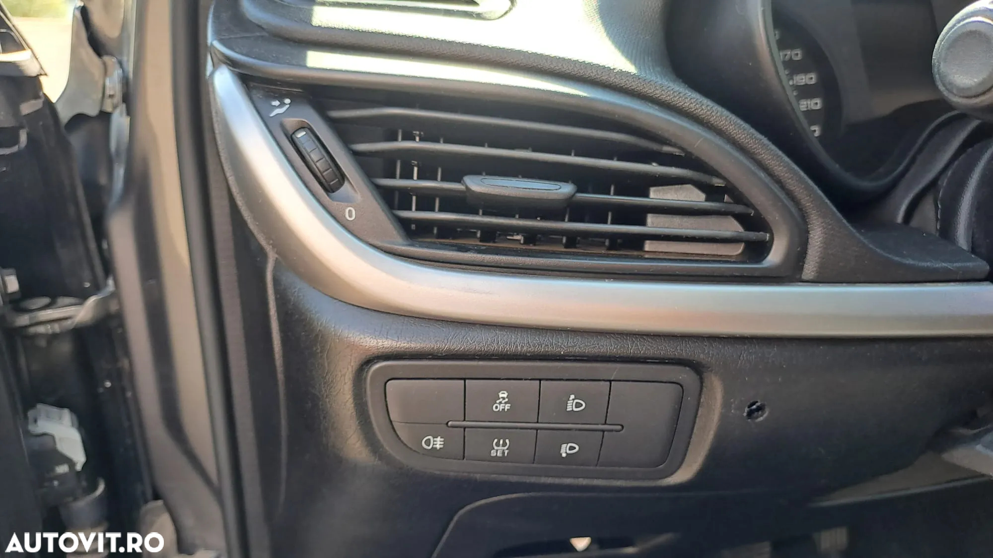 Fiat Tipo - 18