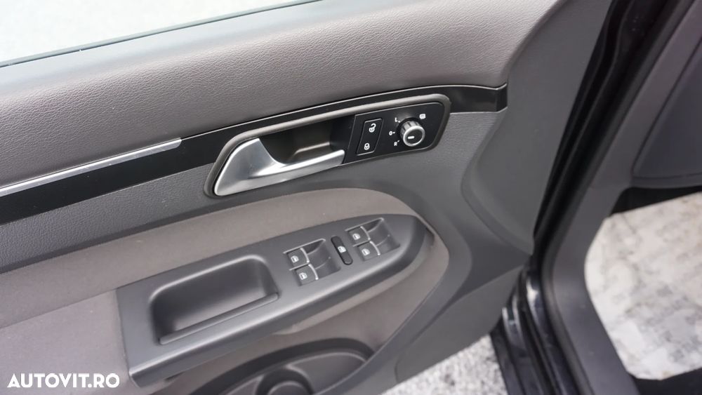 Volkswagen Touran 1.4 TSI DSG Comfortline - 15