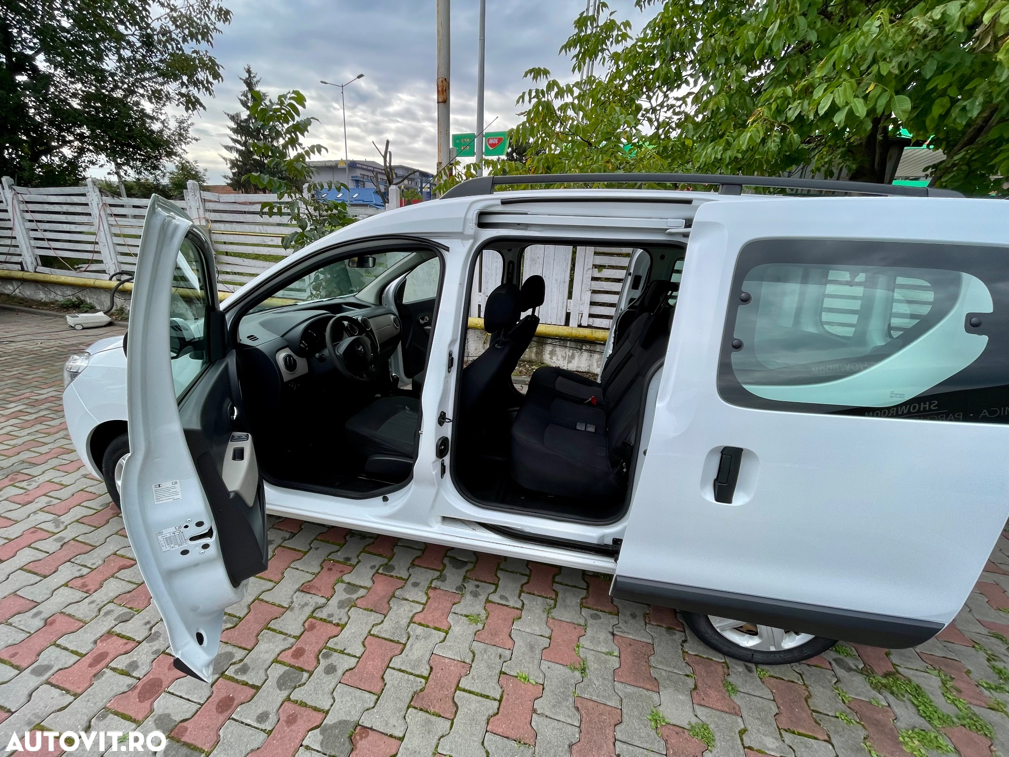 Dacia Dokker 1.5 dCi 75 CP Laureate - 8