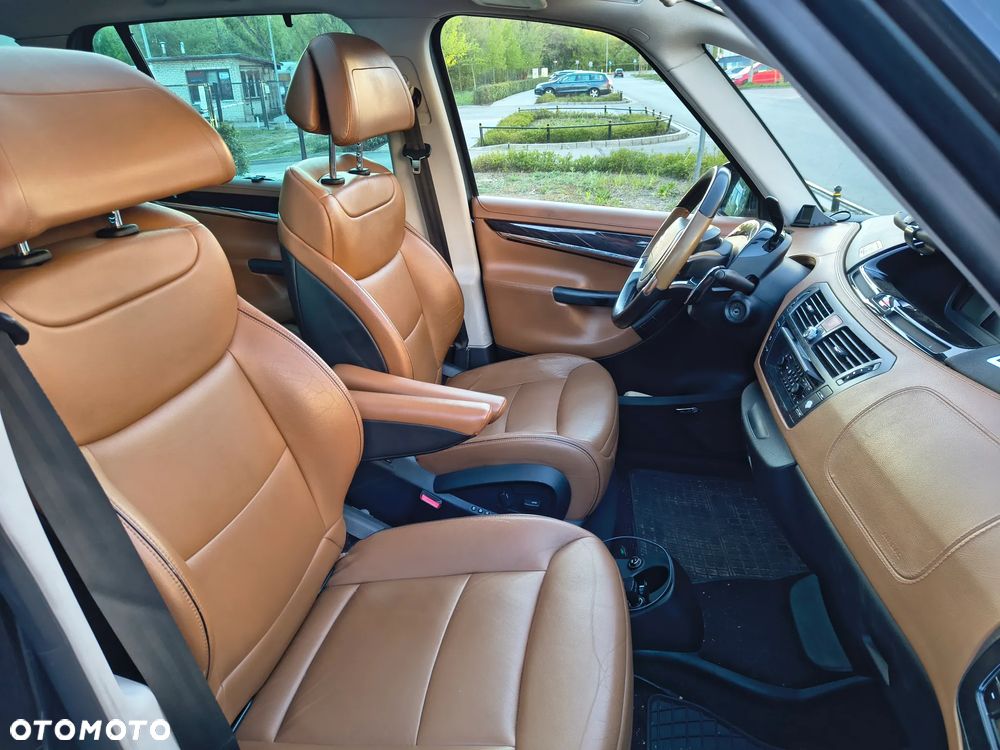Citroën C4 Grand Picasso 2.0 HDi FAP Exclusive - 10