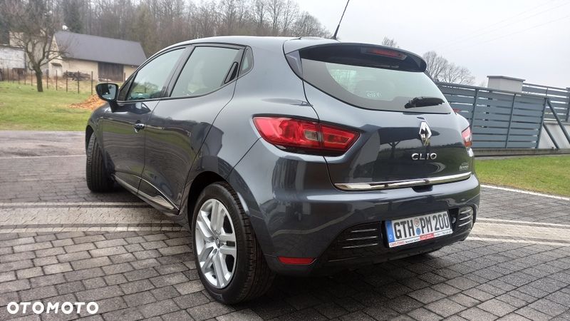 Renault Clio 1.2 16V 75 LIMITED 2018 - 14