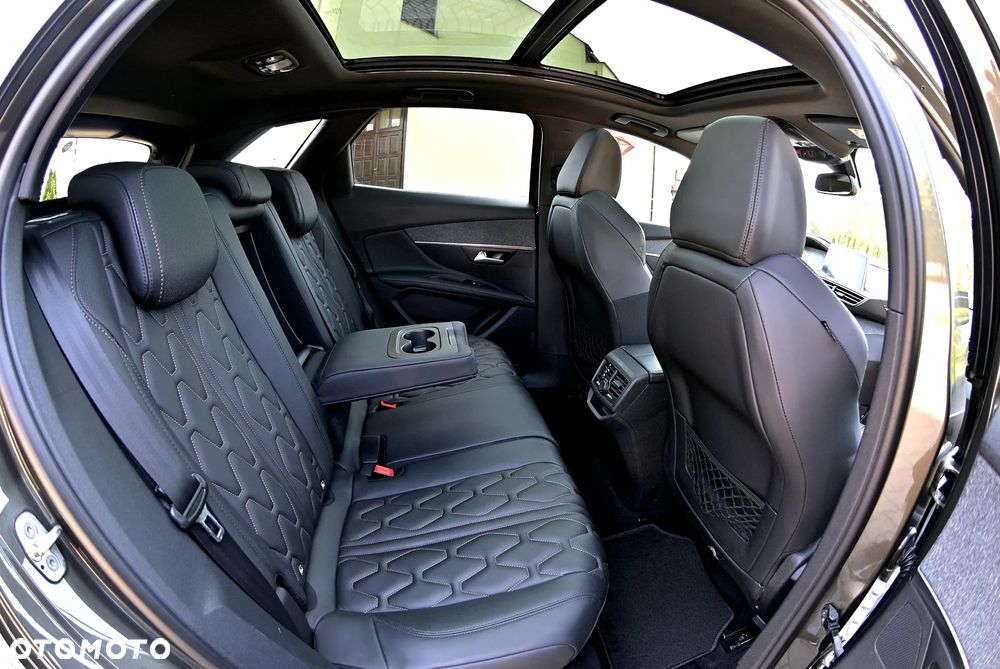 Peugeot 3008 2.0 BlueHDi Allure S&S - 24