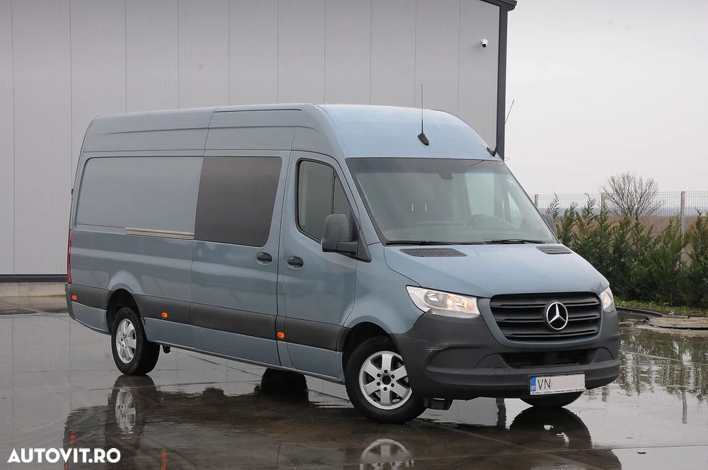 Mercedes-Benz Sprinter - 2