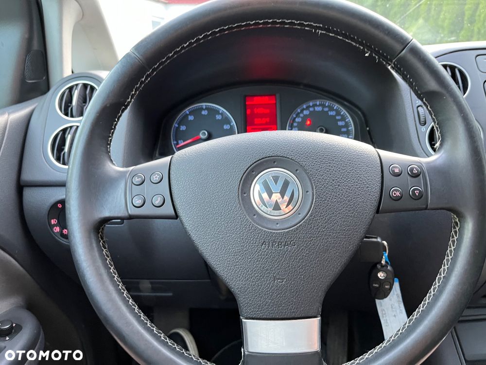 Volkswagen Golf Plus 1.4 TSI DSG United - 17