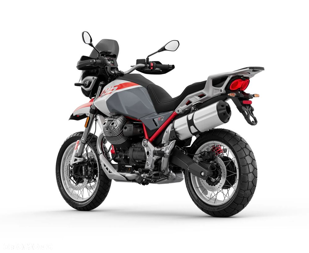 Moto Guzzi V85 - 2