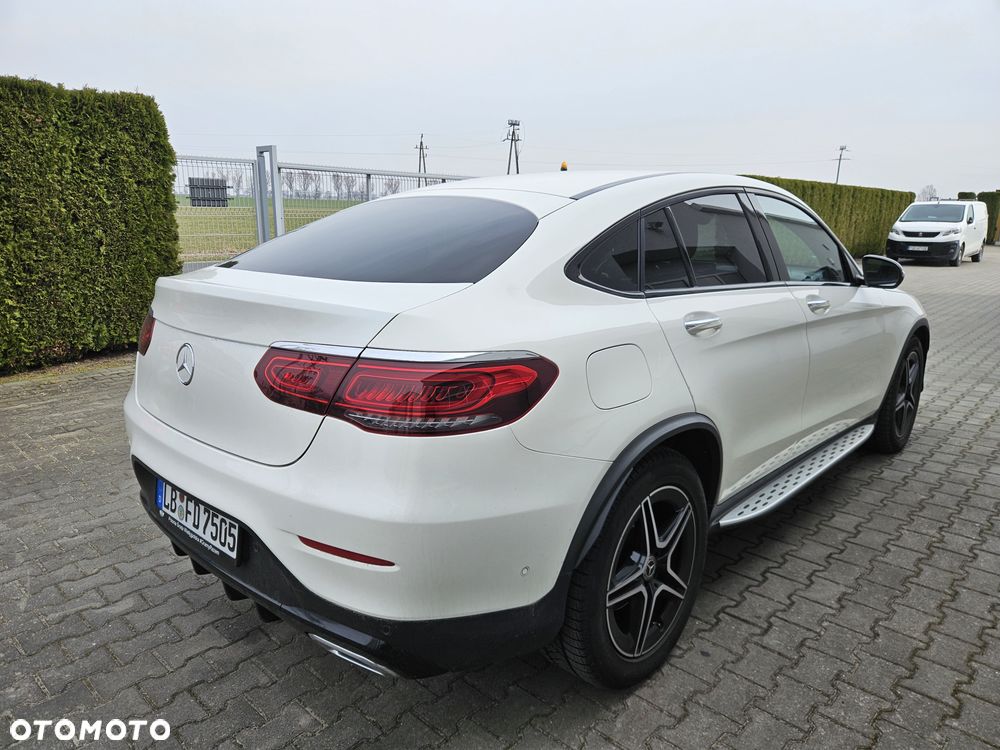 Mercedes-Benz GLC 300 d 4Matic 9G-TRONIC Exclusive - 9