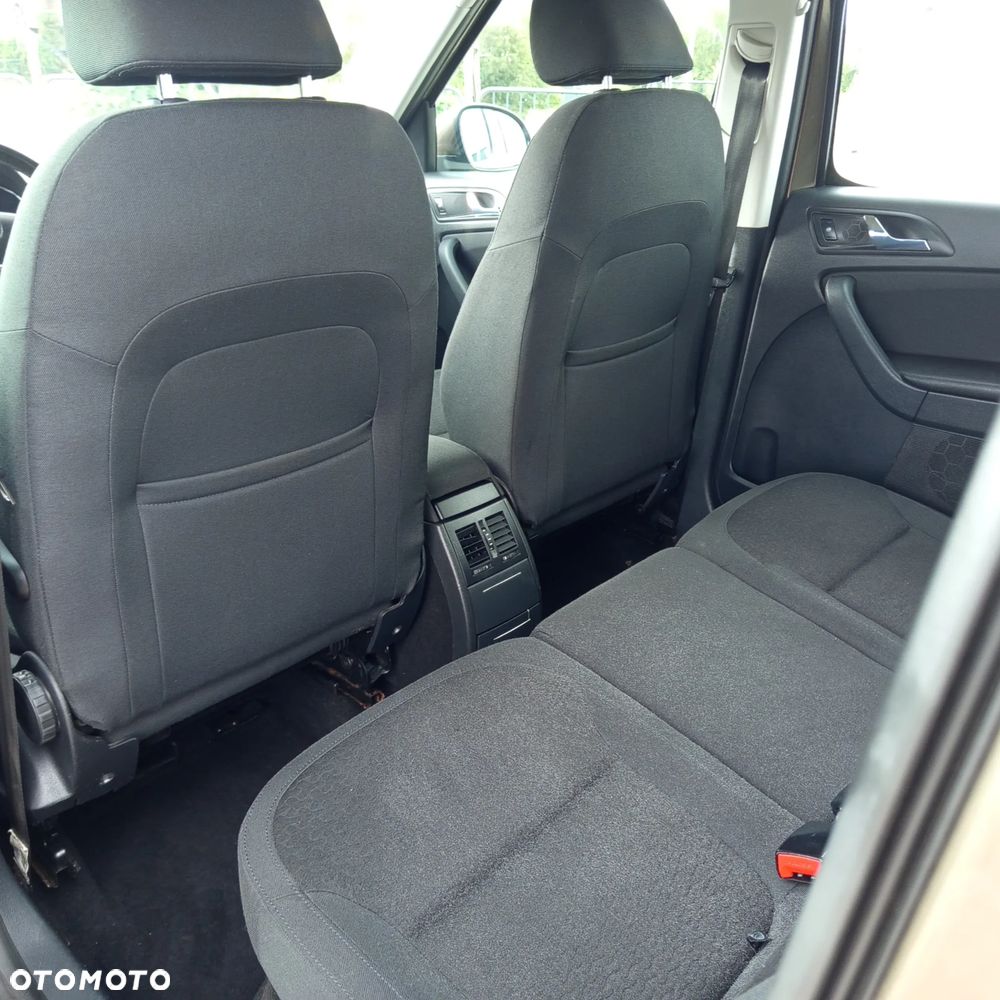 Skoda Yeti 1.4 TSI Experience PLUS EDITION - 23