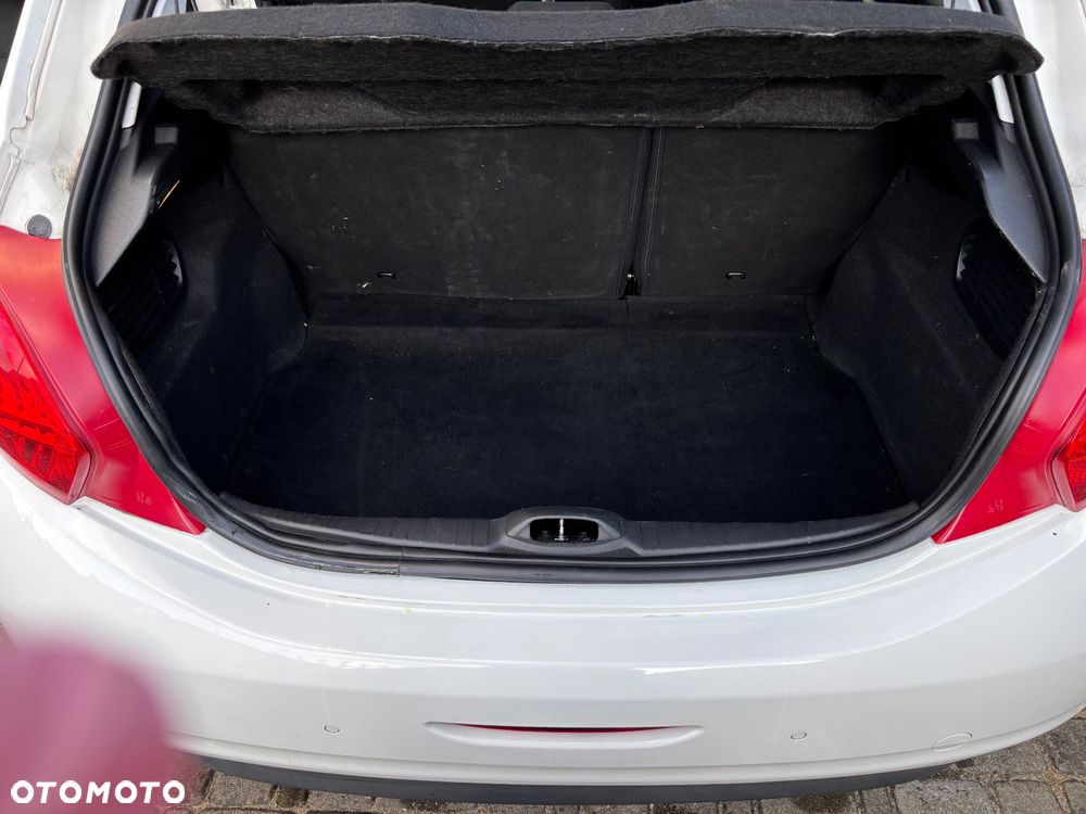 Peugeot 208 1.2 PureTech Allure - 11