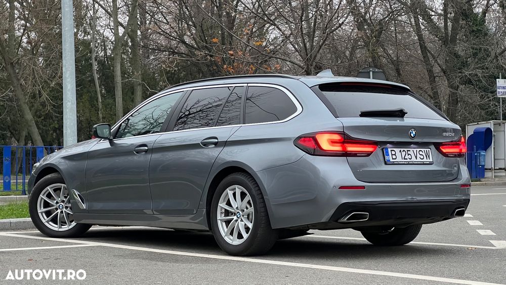 BMW Seria 5 520d xDrive Aut. Sport Line - 3