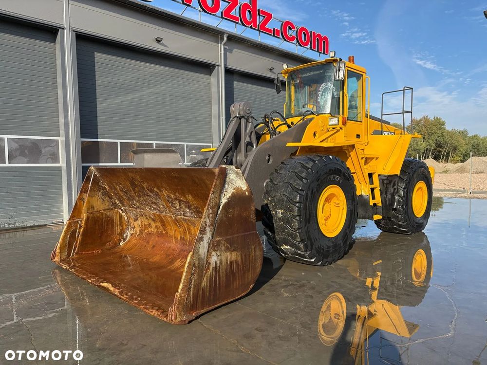 Volvo L220D - 4