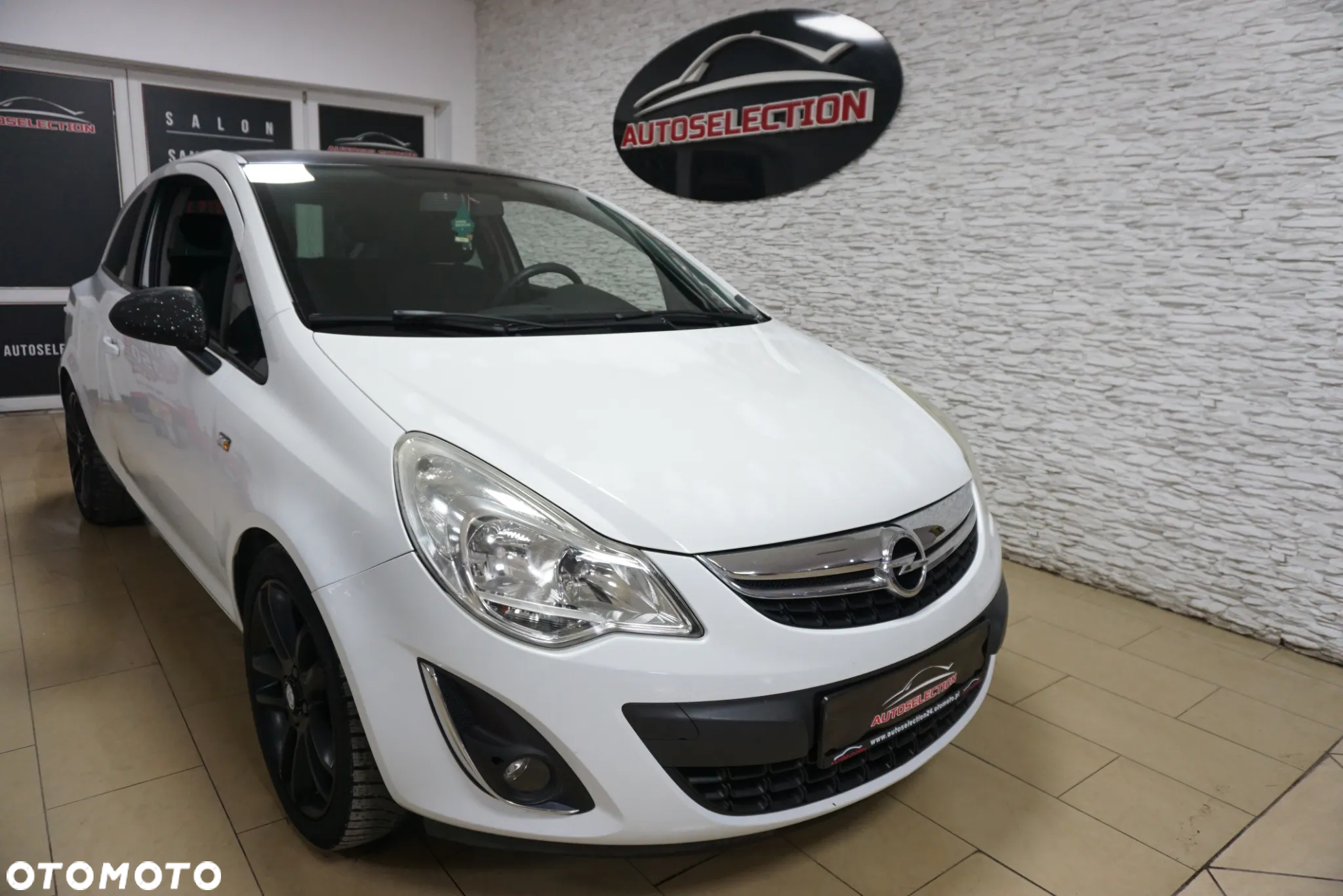 Opel Corsa 1.4 16V Color Edition - 2
