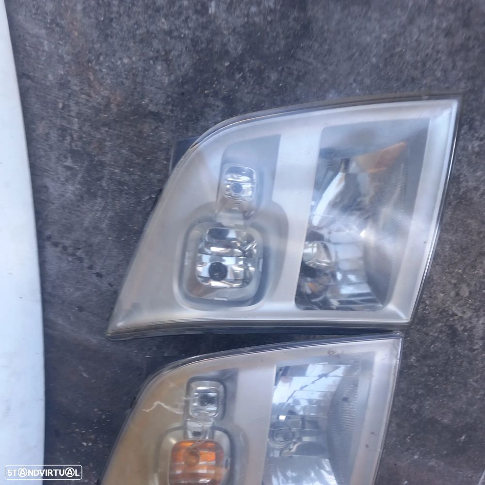 Capot e farois ford transit ano 2008 - 2