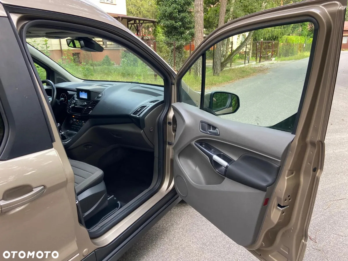 Ford Tourneo Connect 1.5 EcoBlue Trend - 19