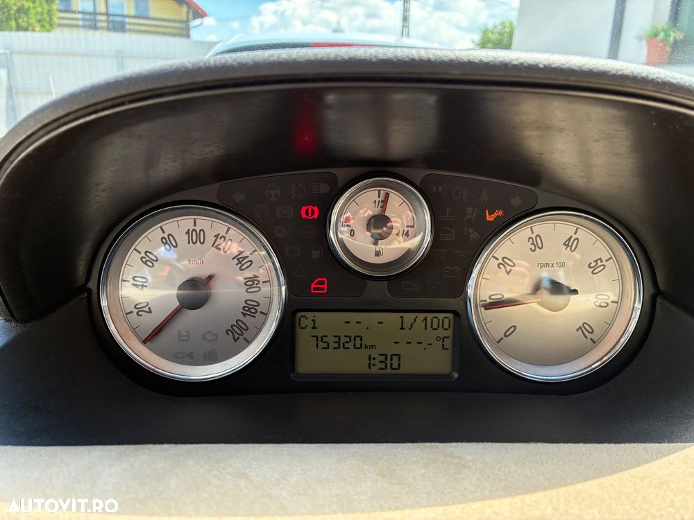 Lancia Ypsilon 1.3 Multijet Oro - 3