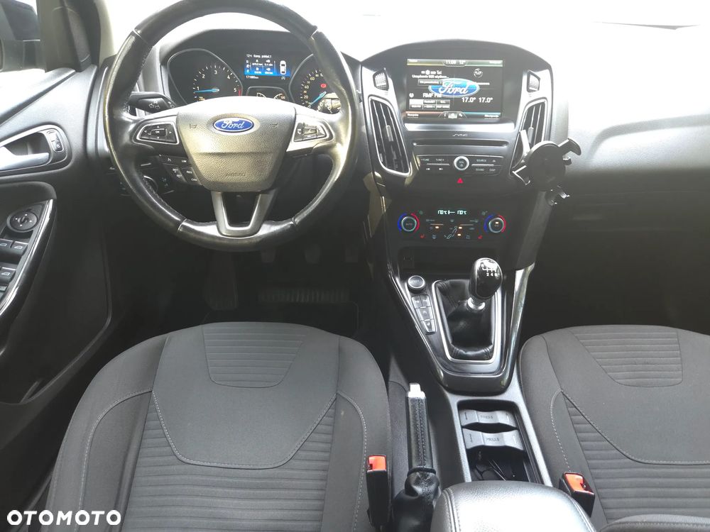 Ford Focus - 20