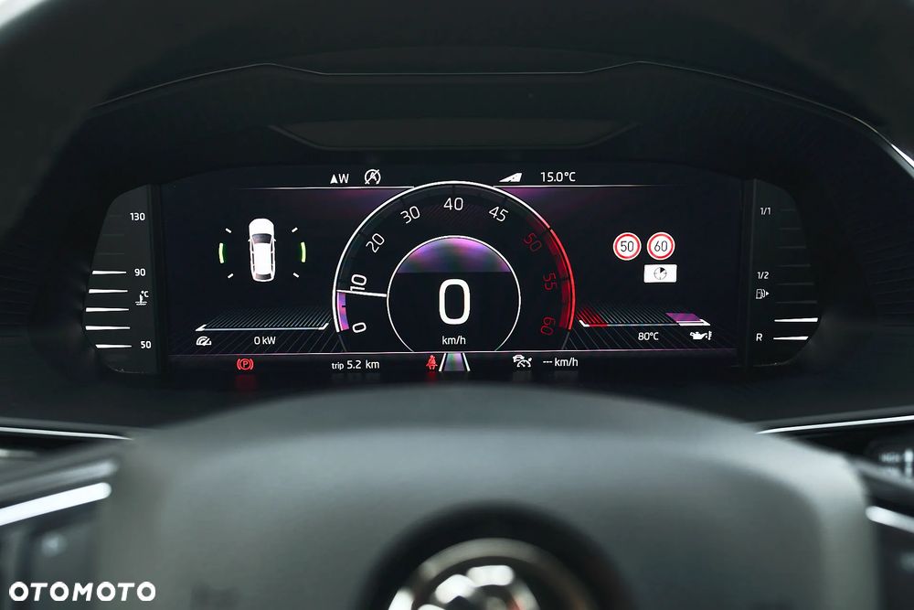 Skoda Superb 2.0 TDI L&K - 28