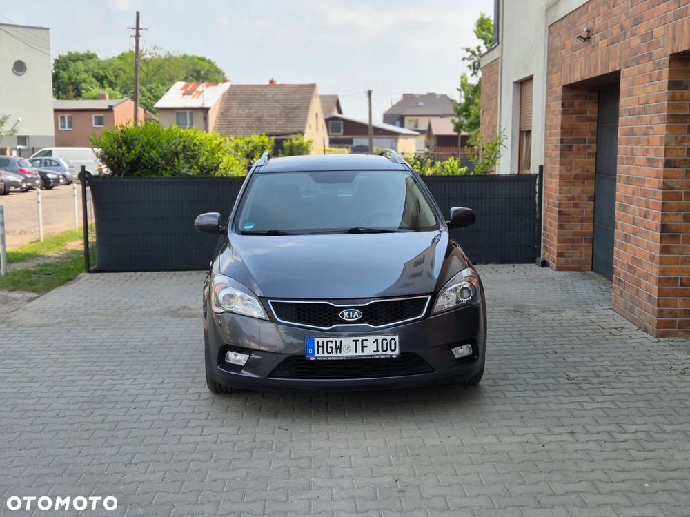 Kia Ceed - 3