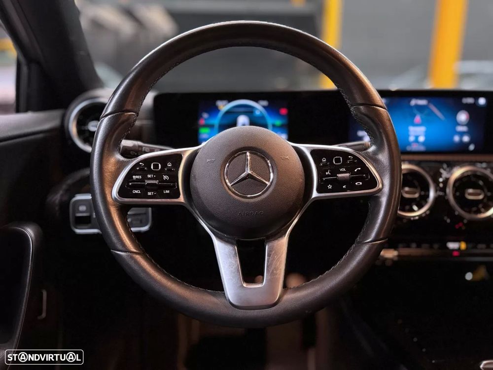 Mercedes-Benz A 250 e Style Plus - 11