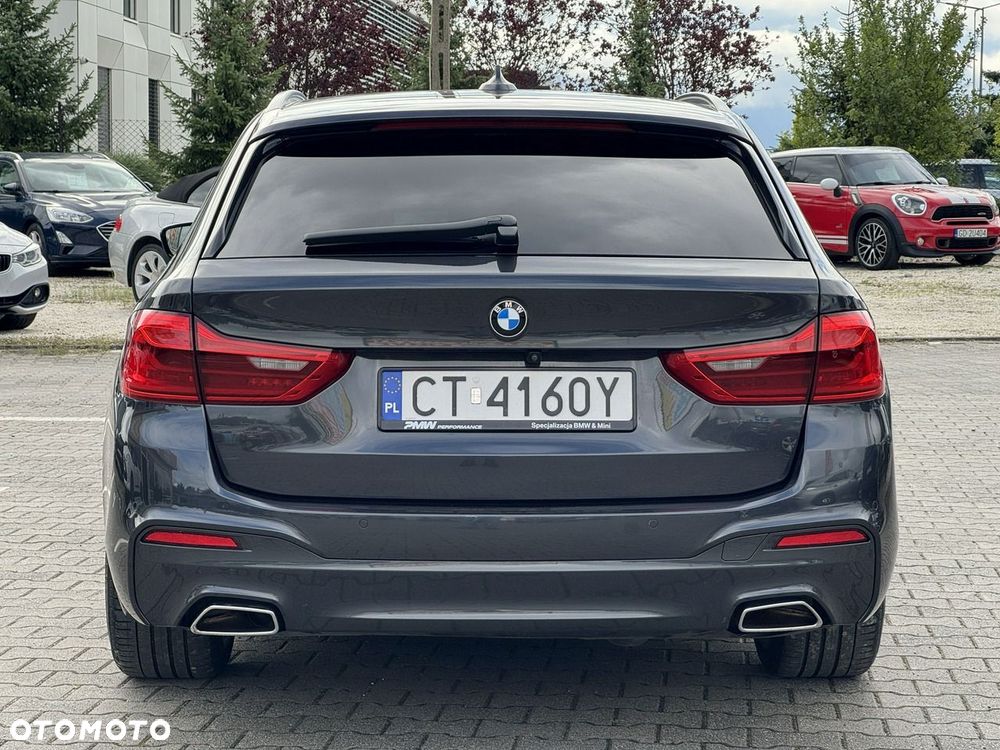 BMW Seria 5 520d M Sport Edition - 9