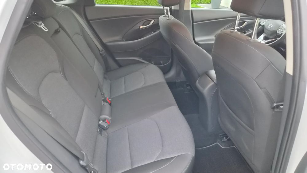 Hyundai i30 1.5 T-GDI 48V-Hybrid DCT N-Line - 23