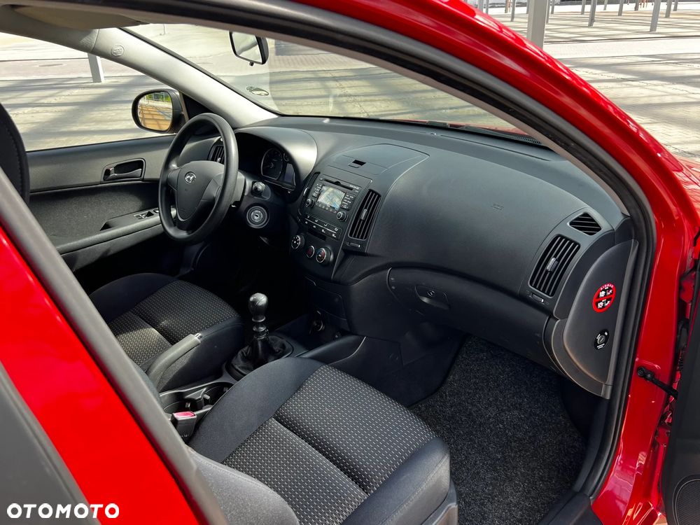 Hyundai i30 1.6 Comfort - 15