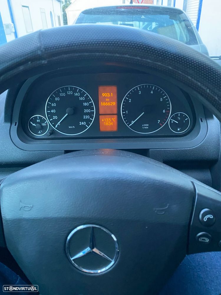 Mercedes-Benz A 150 Elegance Automatic - 21