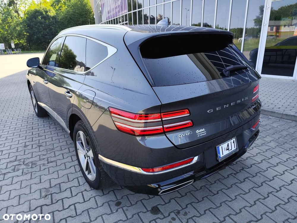 Hyundai Genesis - 3