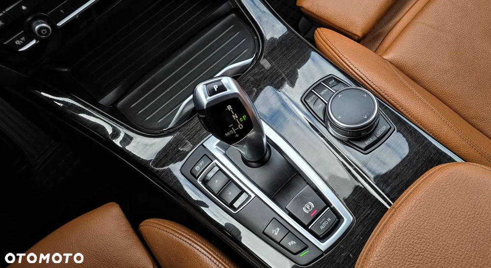 BMW X3 xDrive28i Sport - 34