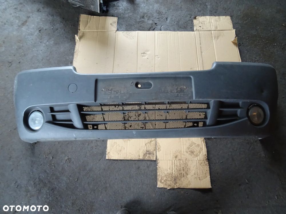 Zderzak Przód Renault Trafic II Lift Halogeny - 1