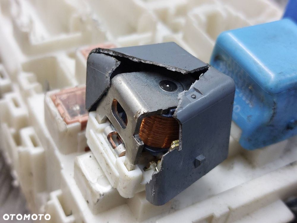 ZESTAW STARTOWY TOYOTA YARIS II 1.4 D4D 89661-0D452 0281012322 - 7