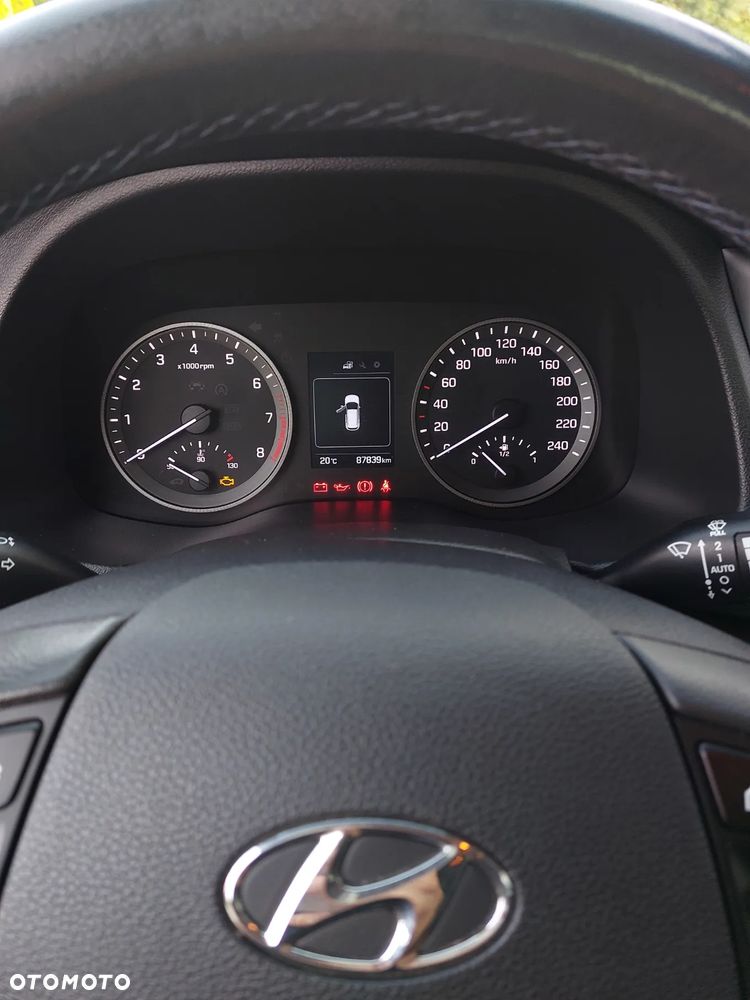 Hyundai Tucson - 16