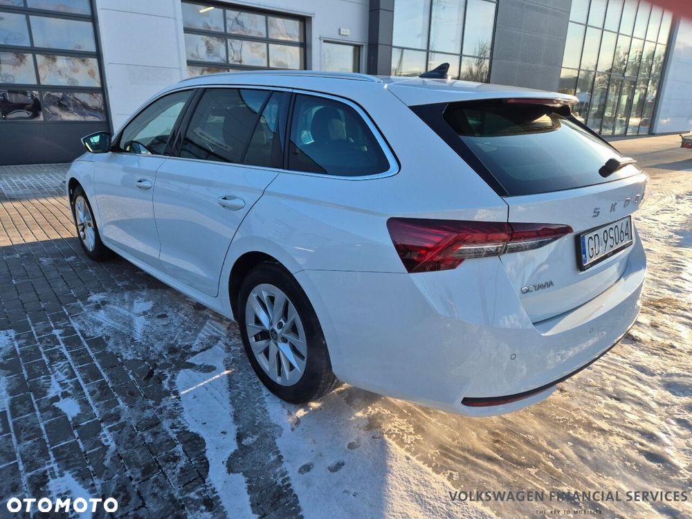 Skoda Octavia 1.5 TSI mHEV Selection DSG - 4