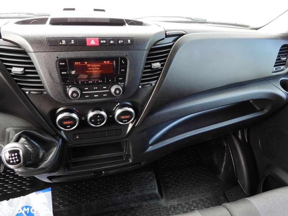 Iveco DAILY 35S18 PLANDEKA WINDA 8 PALET WEBASTO TEMPOMAT KLIMATYZACJA  180KM - 33