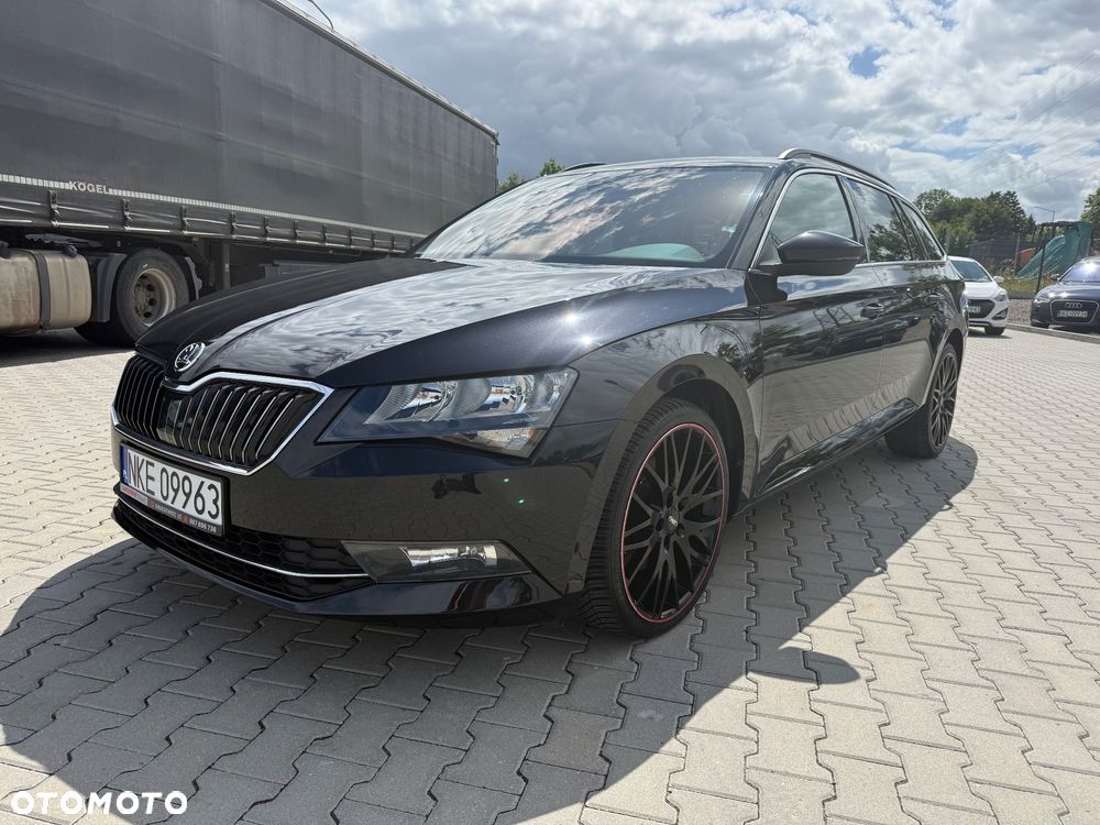 Skoda Superb 2.0 TDI 4x4 DSG Premium Edition - 2