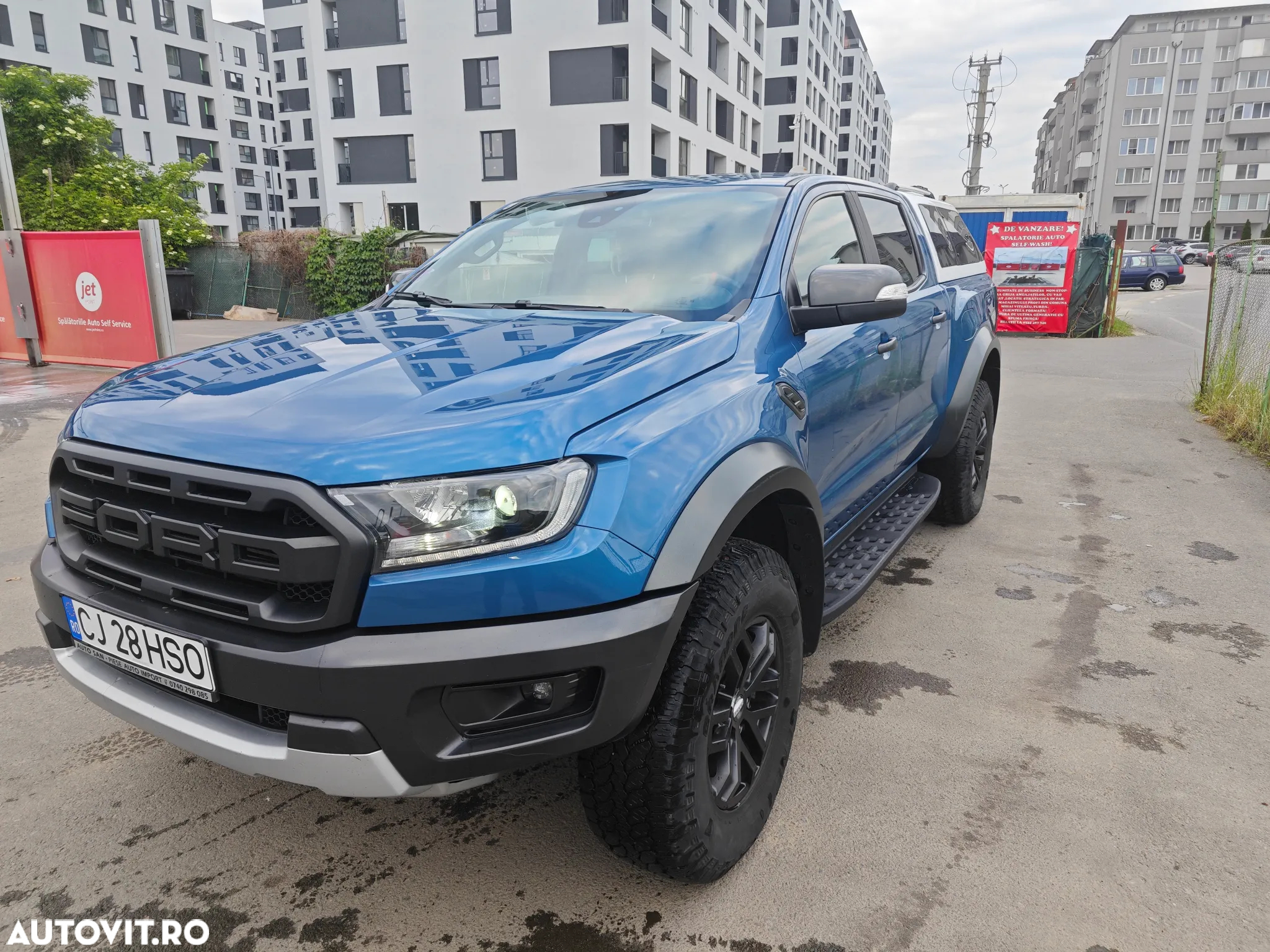 Ford Raptor - 8