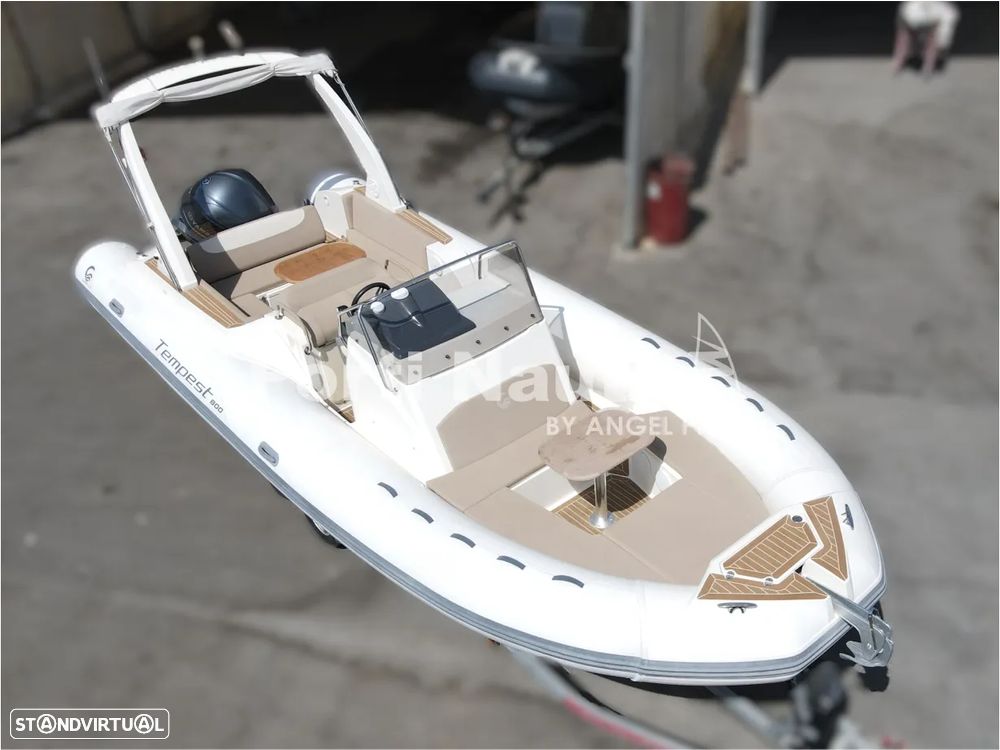 Capelli Tempest 800 - 1